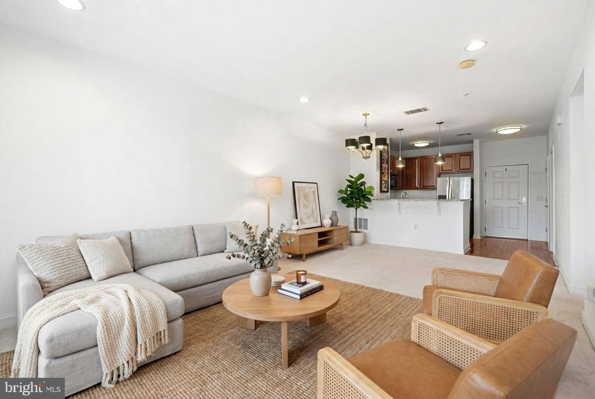 200 W ELM STREET 1112