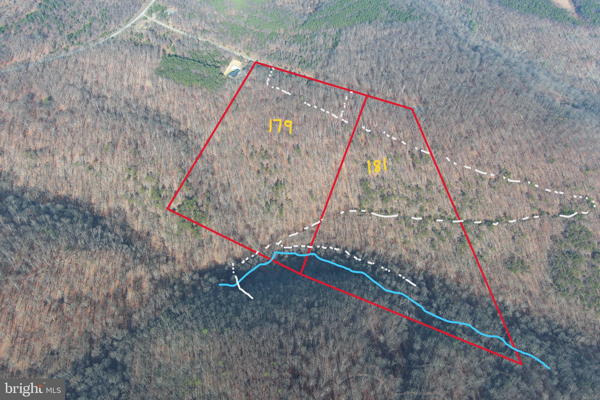 BLUFFS ON THE POTOMAC - Land