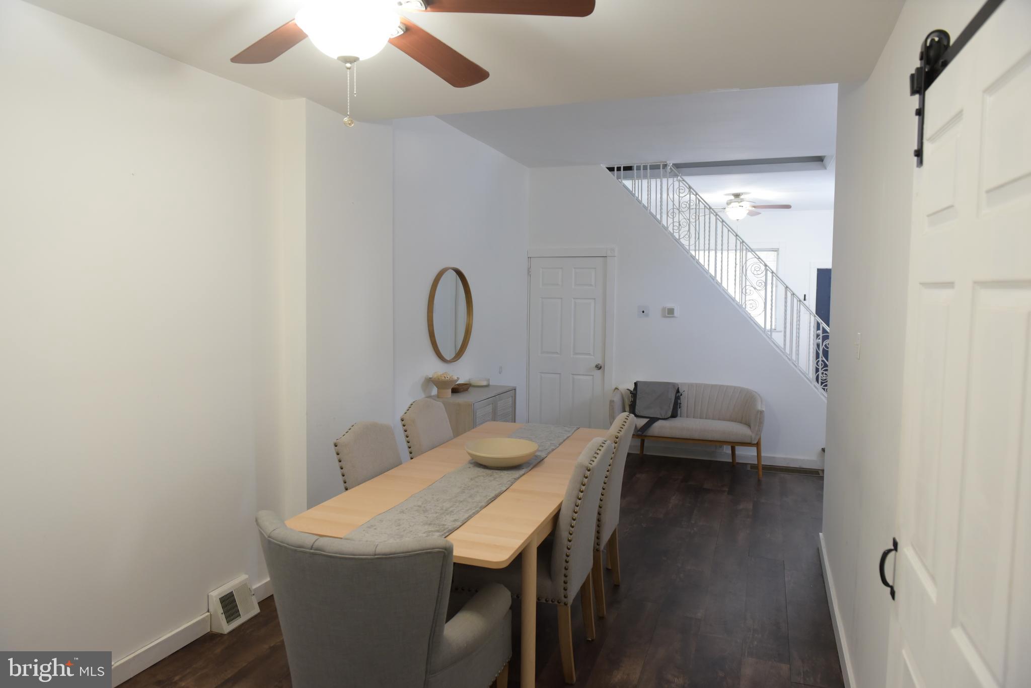 PORT RICHMOND - Residential Lease