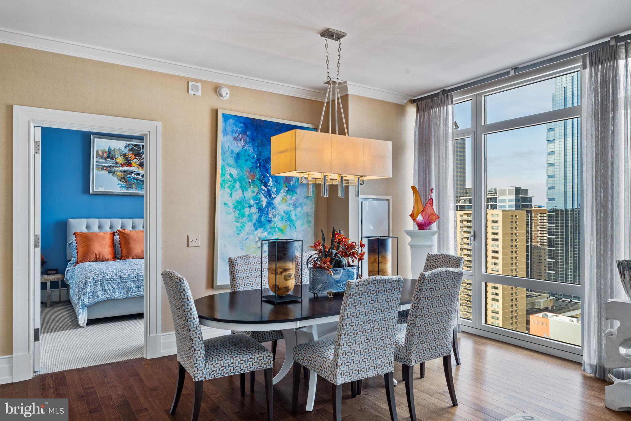 RITTENHOUSE SQUARE - Residential