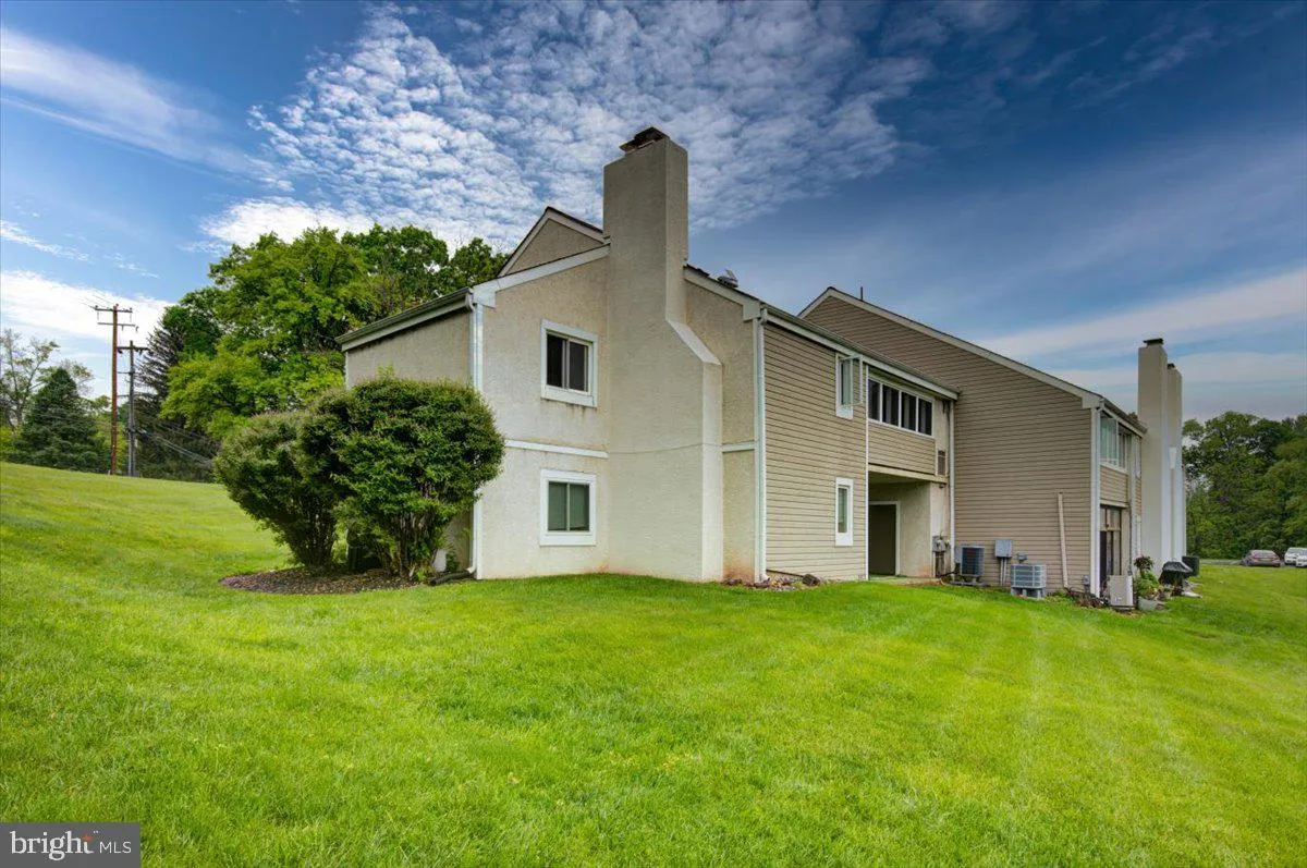 Phoenixville, Pennsylvania 19460, United States, 2 Bedrooms Bedrooms, ,2 BathroomsBathrooms,Residential,Active,135659