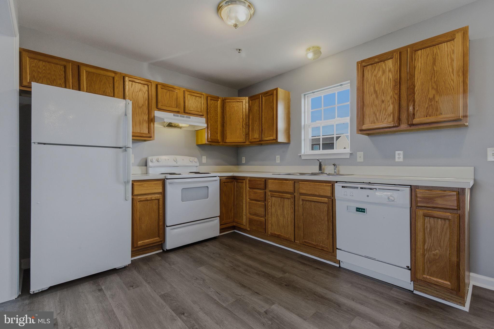 CEDAR COMMONS - Residential