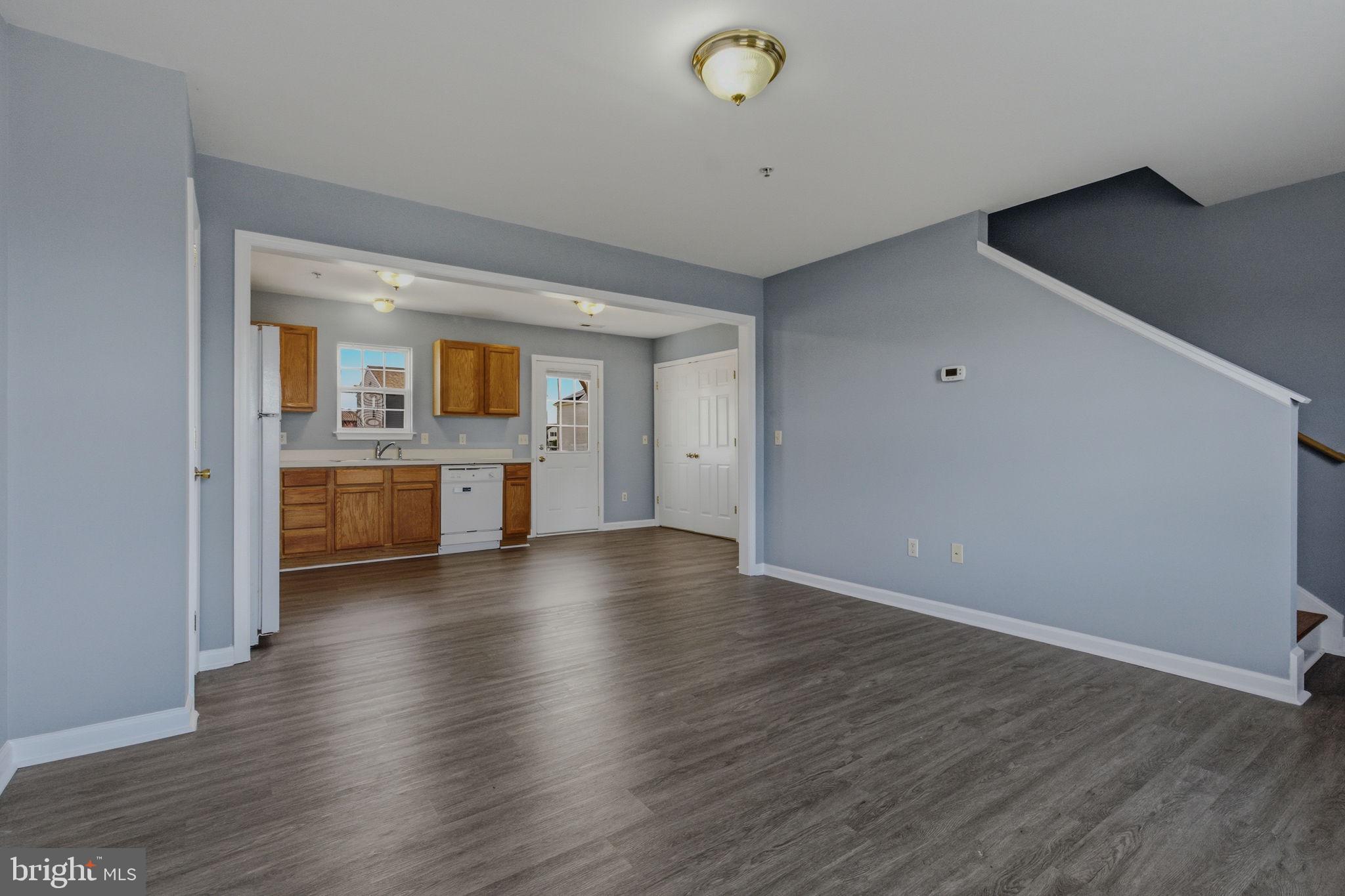 CEDAR COMMONS - Residential