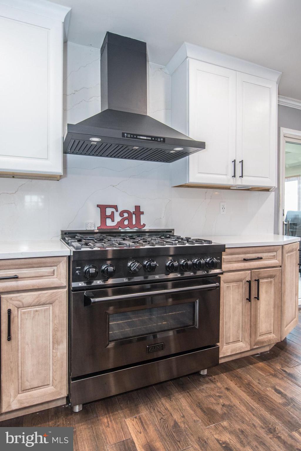 HUNTINGDON VALLEY - Residential