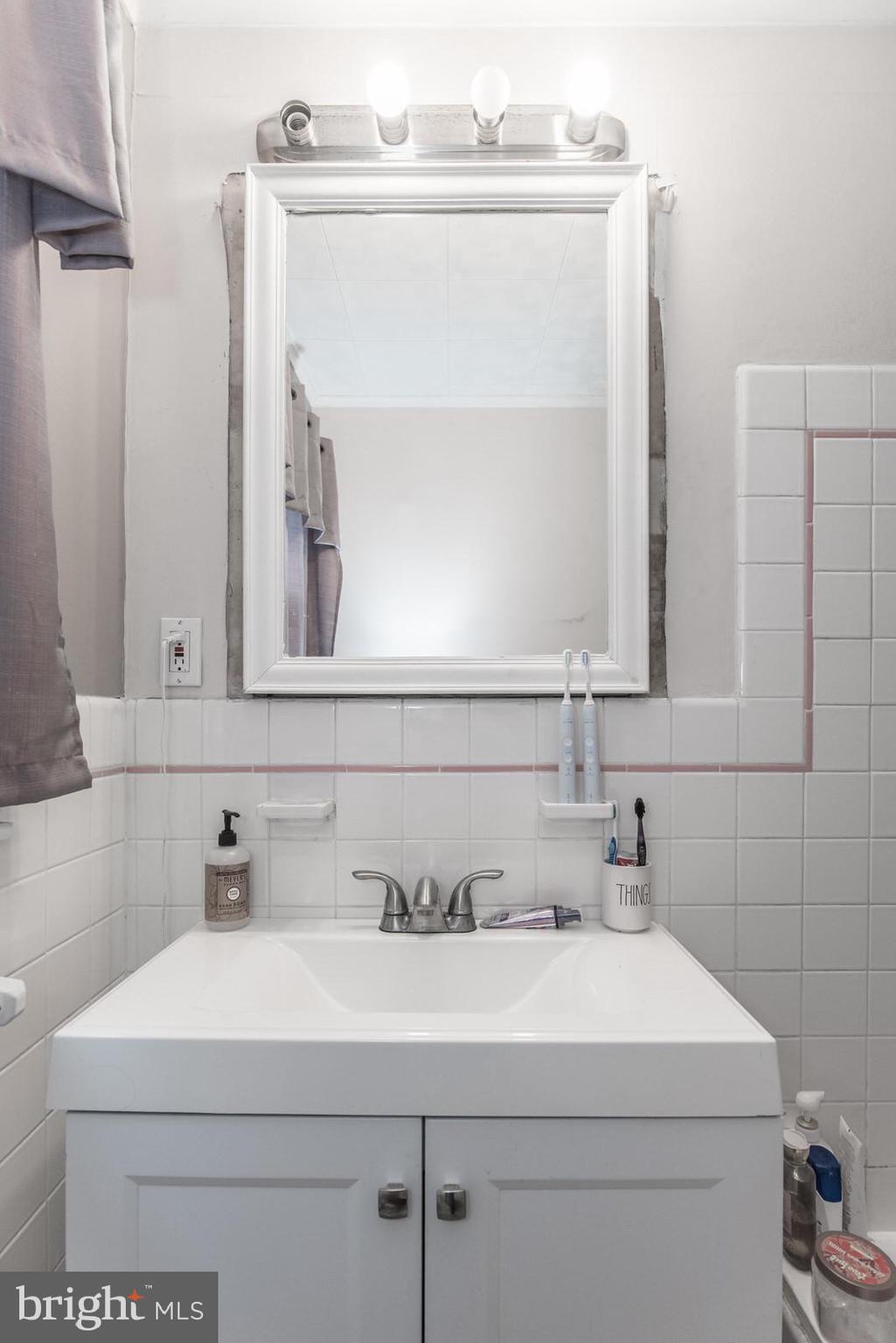 HUNTINGDON VALLEY - Residential