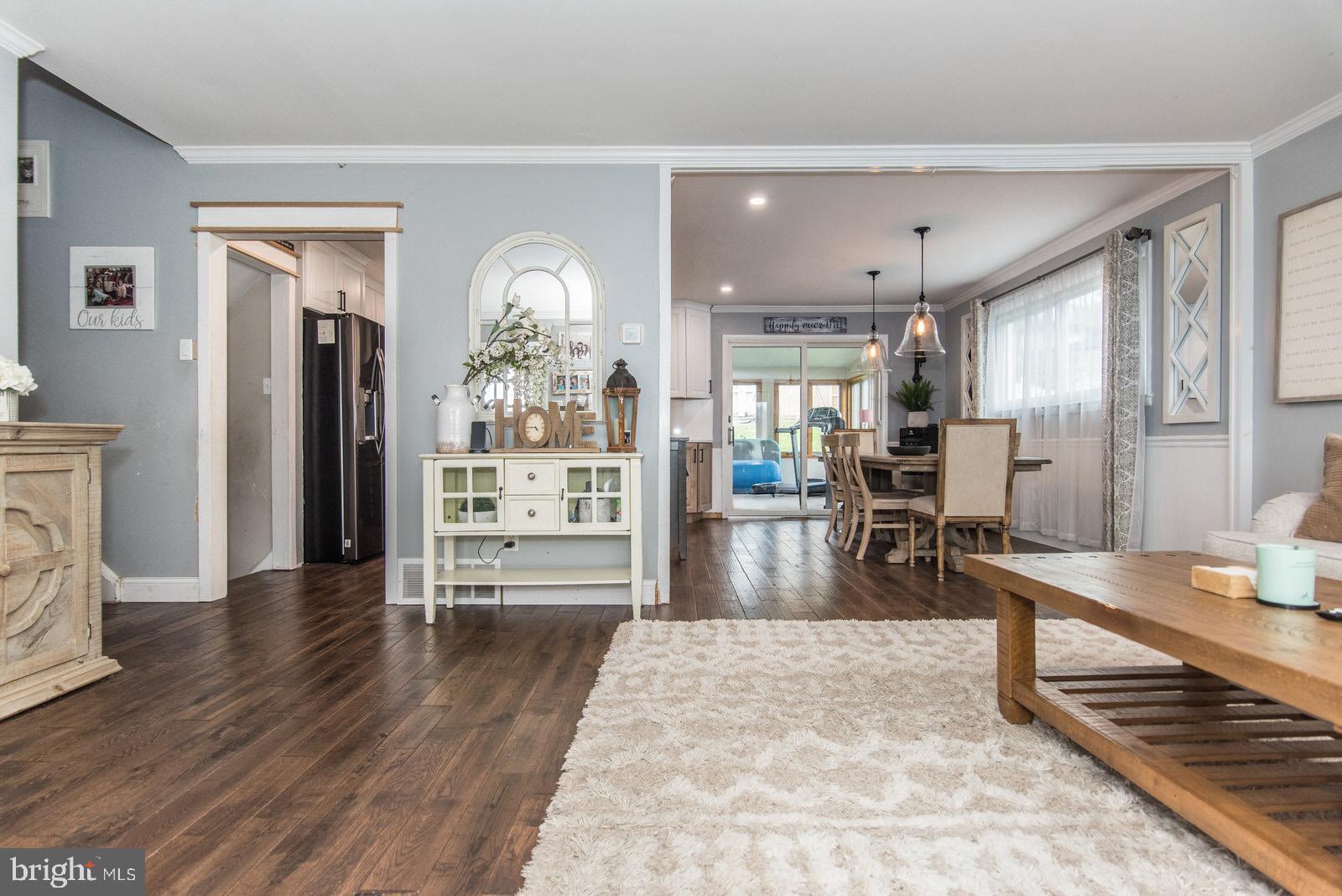 HUNTINGDON VALLEY - Residential