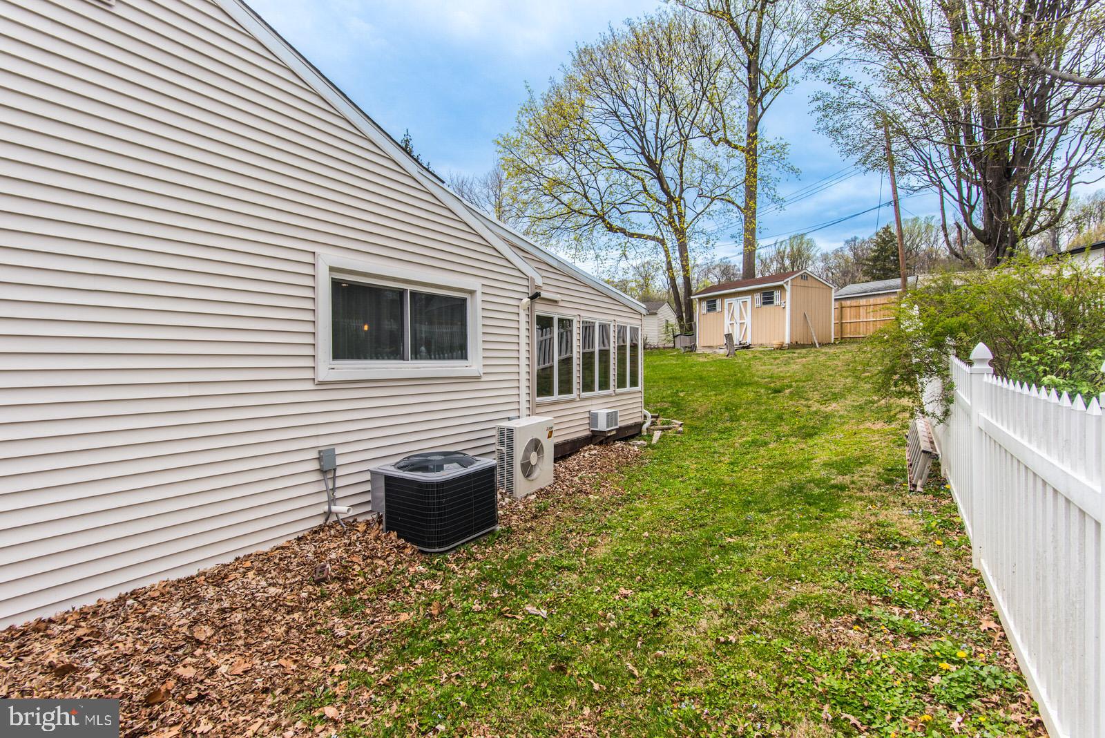 HUNTINGDON VALLEY - Residential