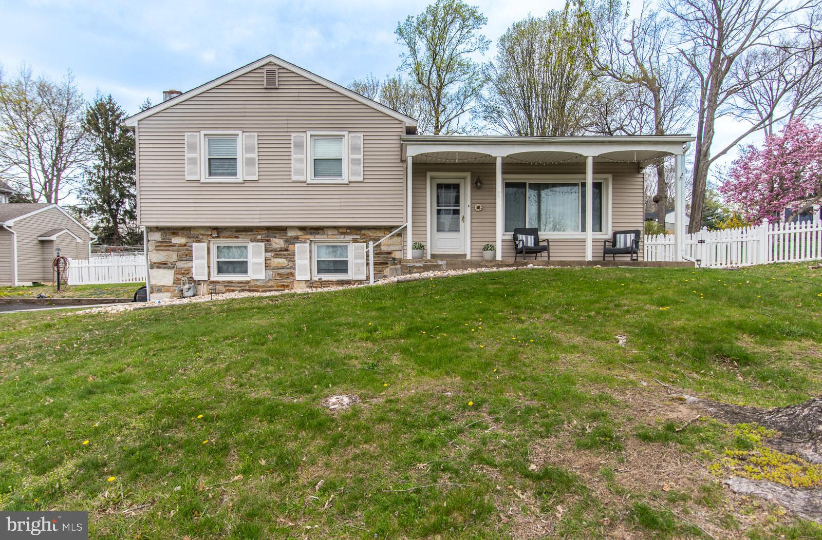 HUNTINGDON VALLEY - Residential