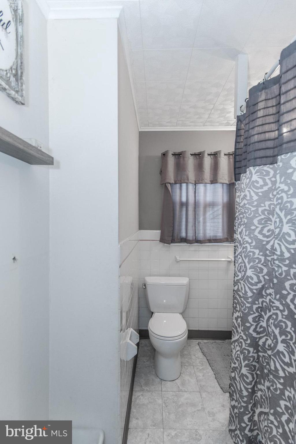 HUNTINGDON VALLEY - Residential