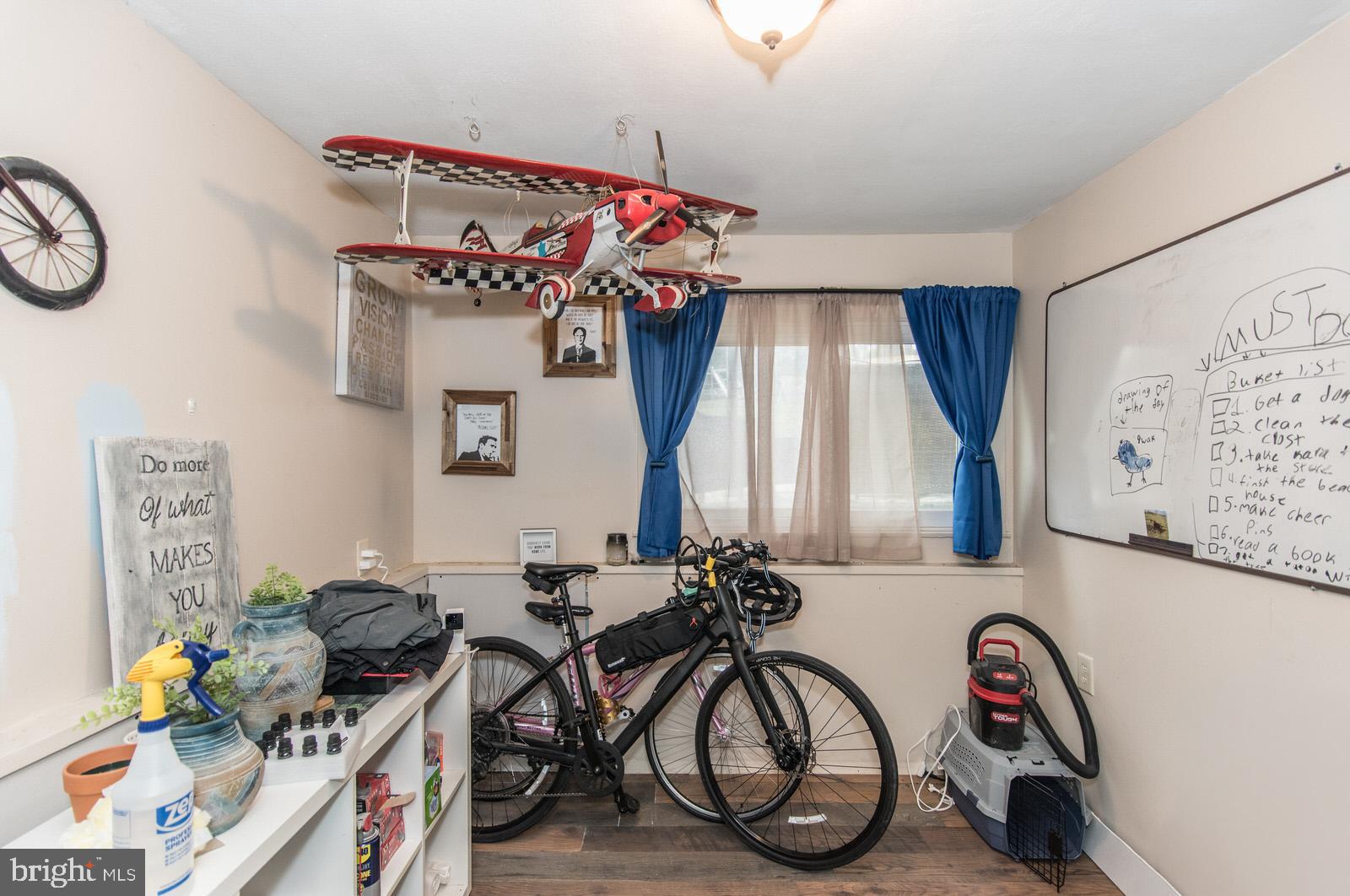 HUNTINGDON VALLEY - Residential