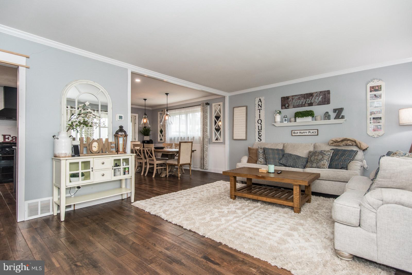 HUNTINGDON VALLEY - Residential