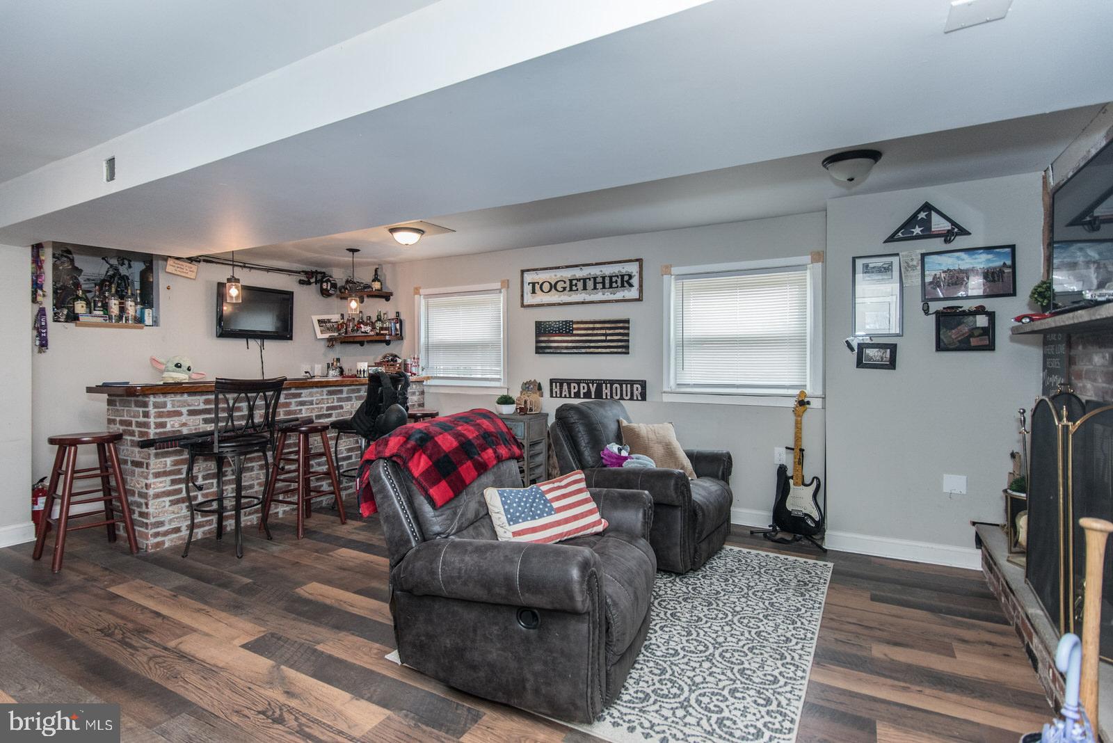 HUNTINGDON VALLEY - Residential