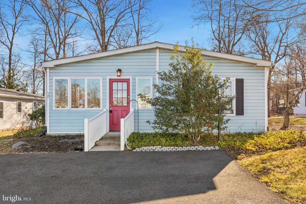 Photo of 674 Boxwood Terrace, NORTH WALES, PA 19454 (MLS # PAMC2163624)