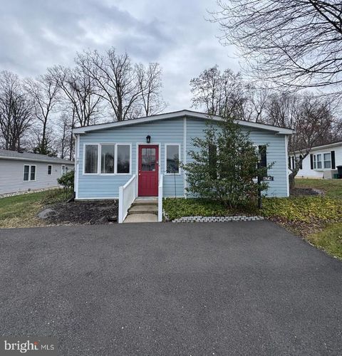 674 BOXWOOD TERRACE NORTH WALES PA 19454