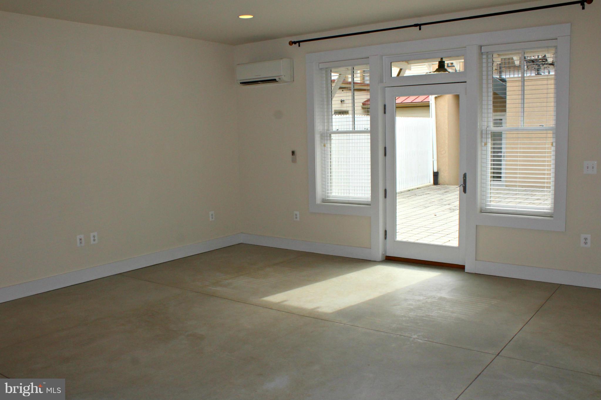 DOWNTOWN FREDERICKSBURG - Residential Lease