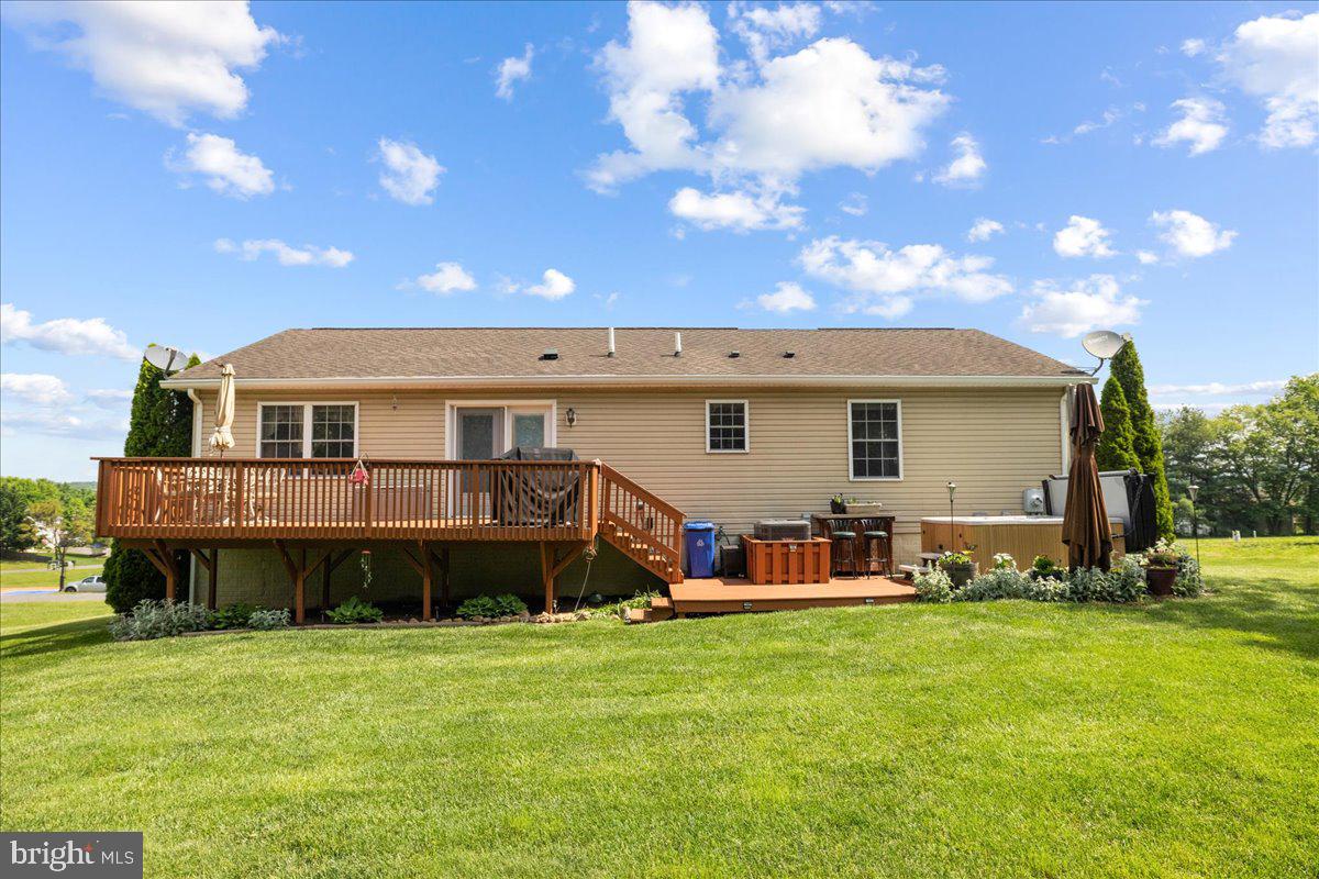 MASSANUTTEN VIEW - Residential