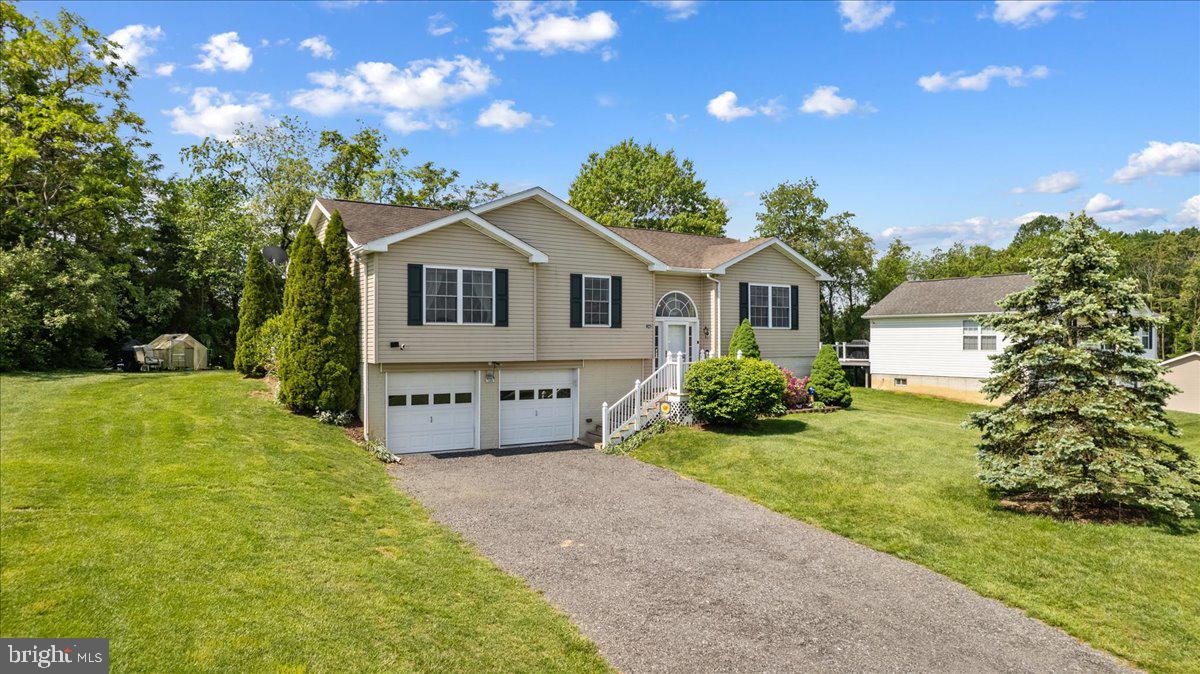 MASSANUTTEN VIEW - Residential