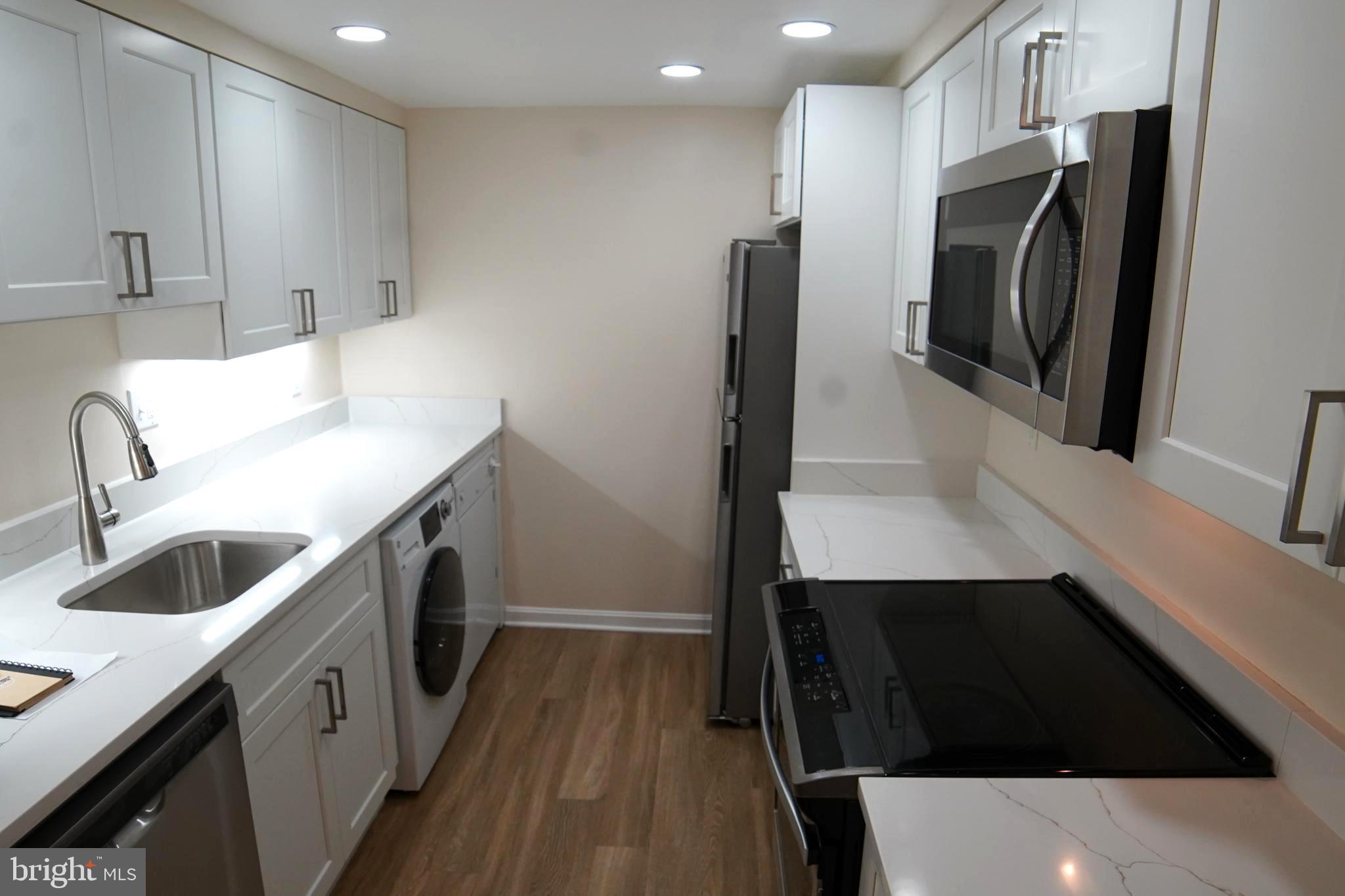 THE PLAZA - Residential Lease