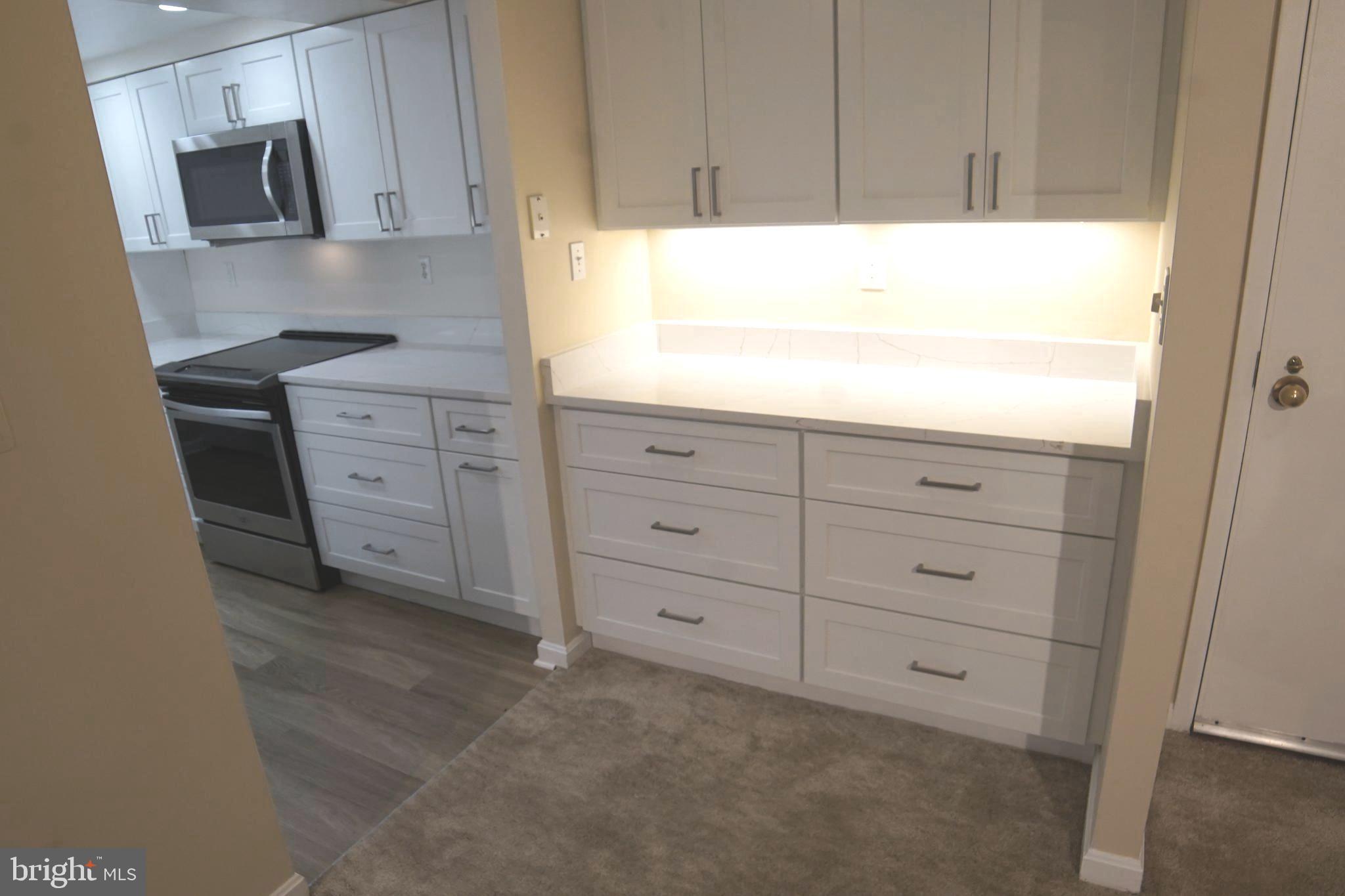 THE PLAZA - Residential Lease