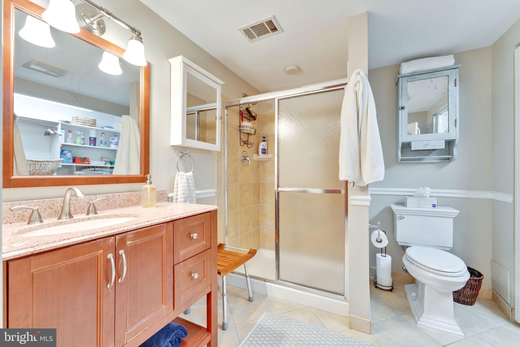 VIENNA WOODS - Residential