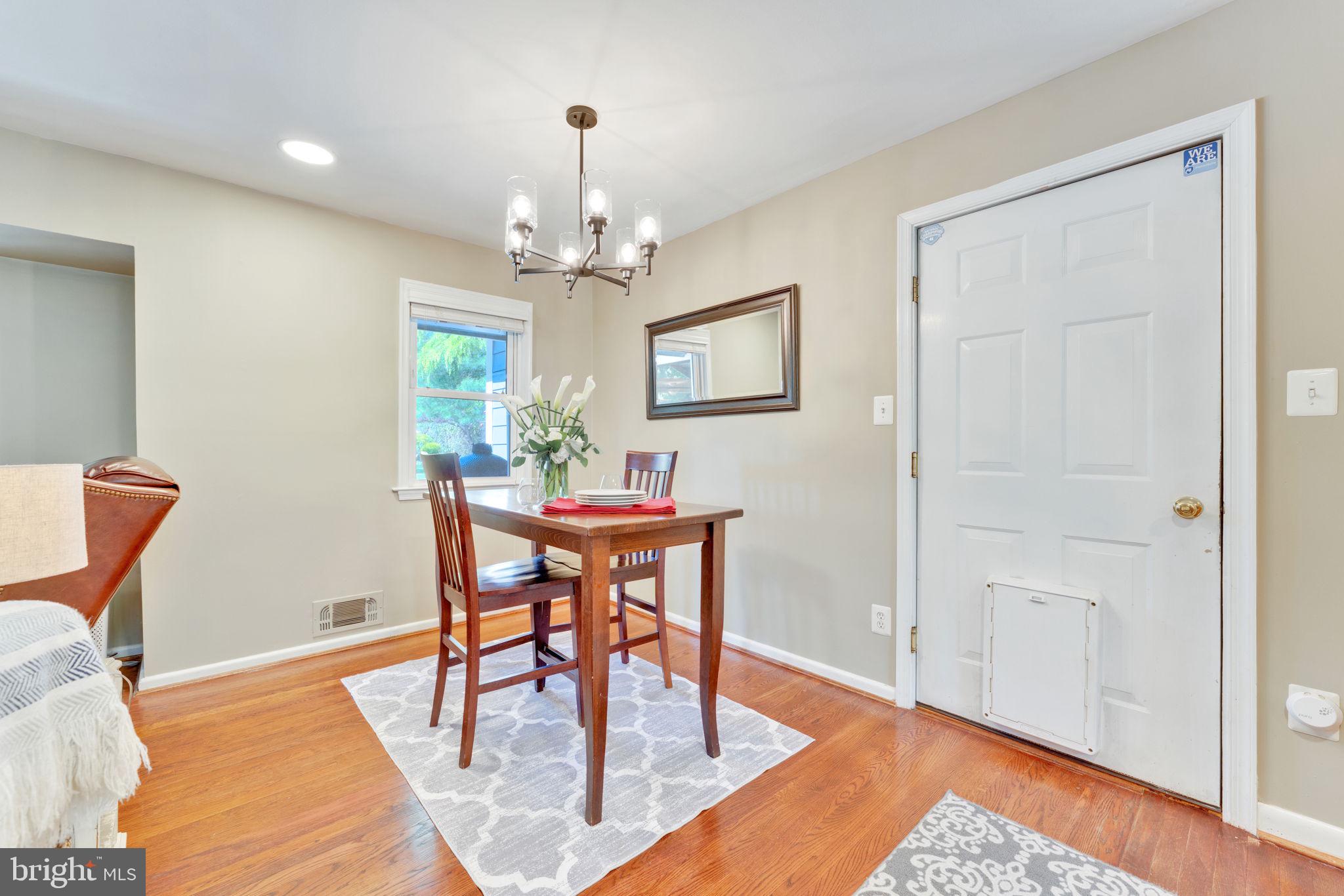 VIENNA WOODS - Residential