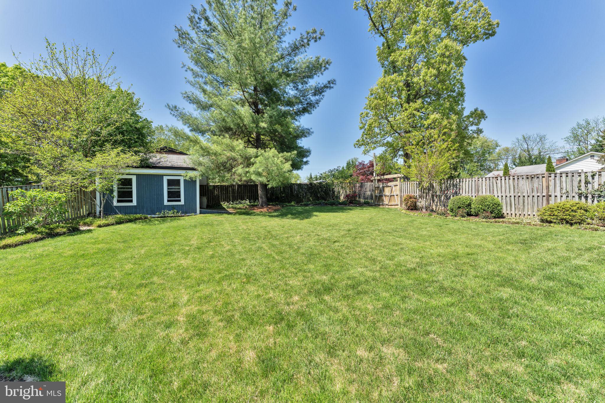 VIENNA WOODS - Residential