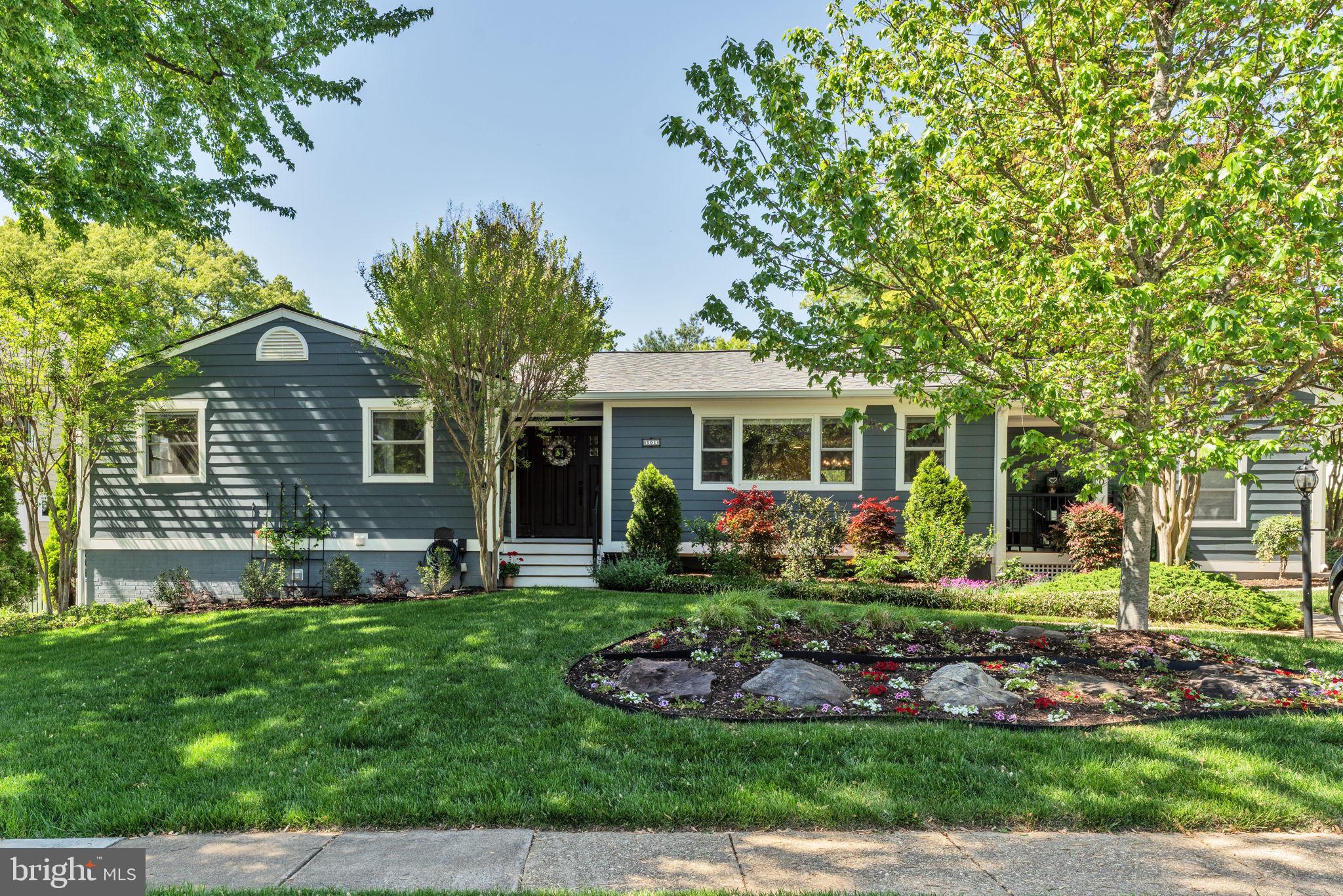 VIENNA WOODS - Residential