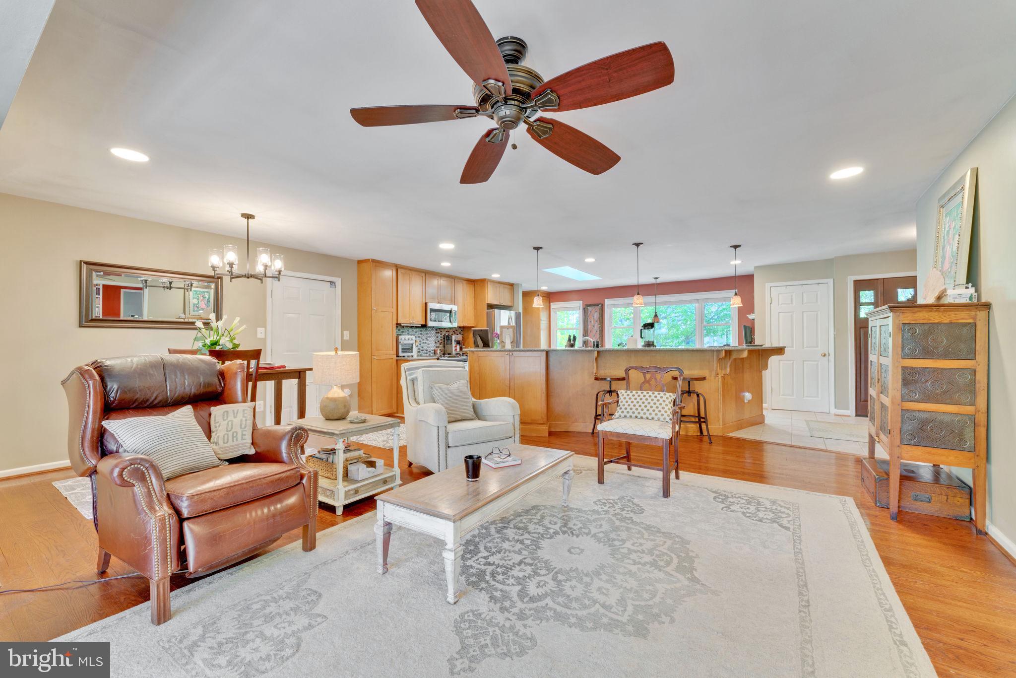 VIENNA WOODS - Residential