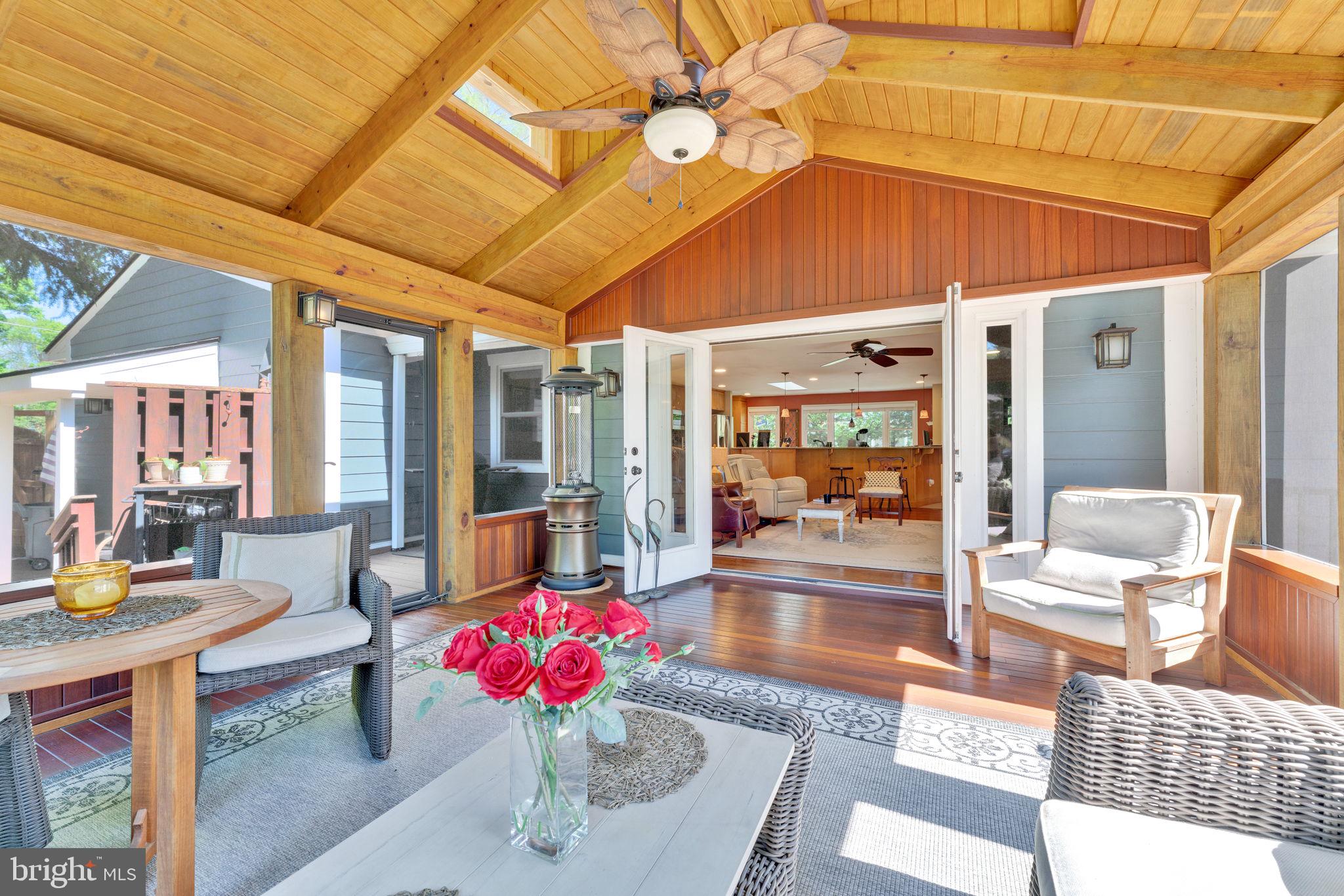 VIENNA WOODS - Residential