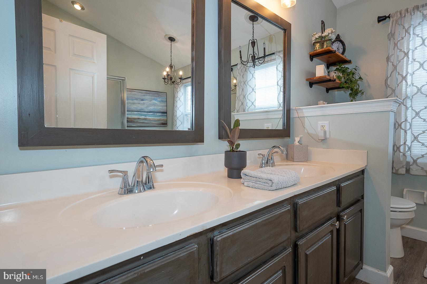 OLD MILL POINTE - Residential