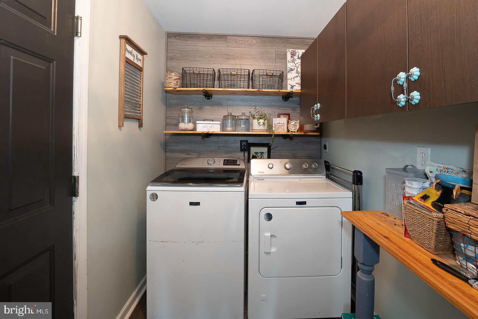 OLD MILL POINTE - Residential