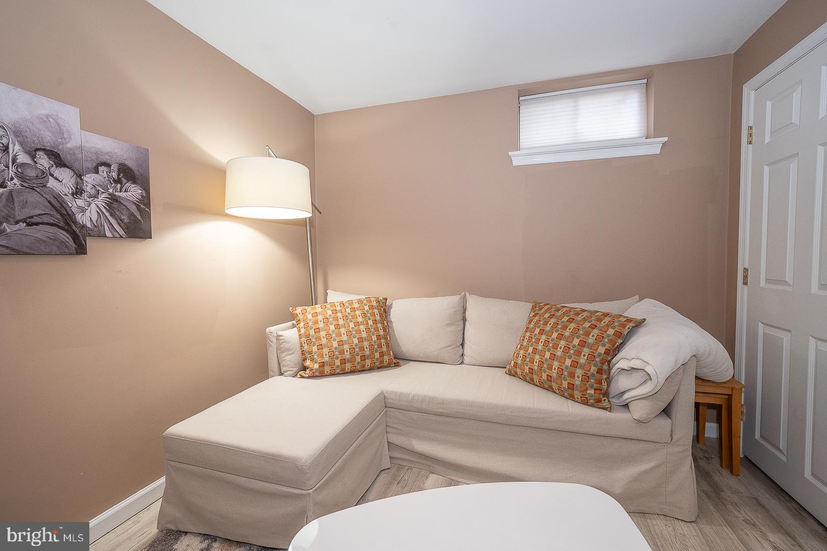 OLD MILL POINTE - Residential