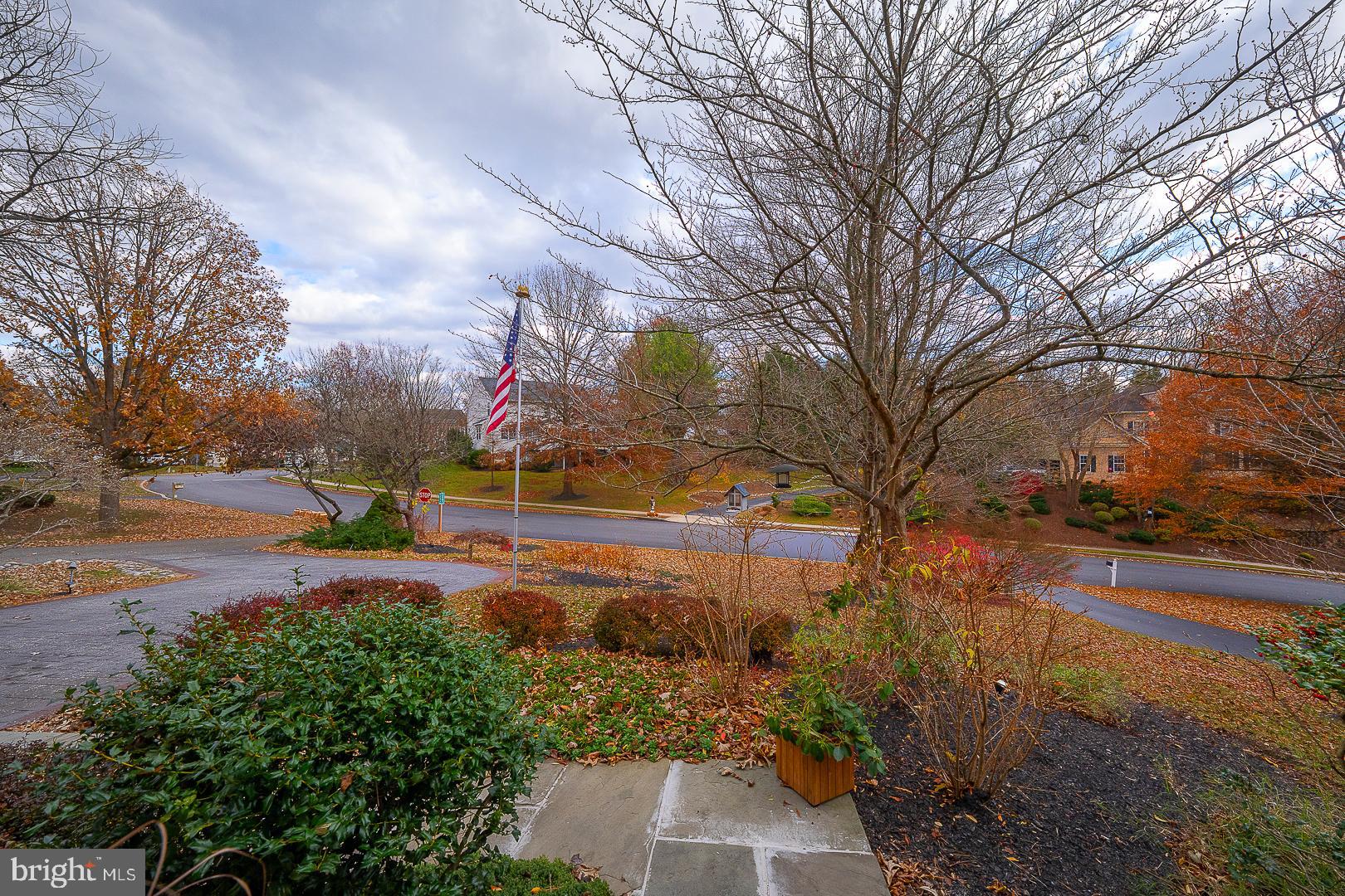 OLD MILL POINTE - Residential