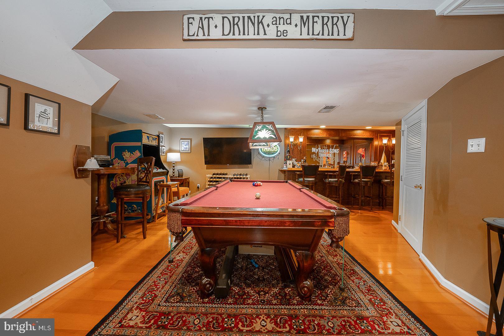 OLD MILL POINTE - Residential