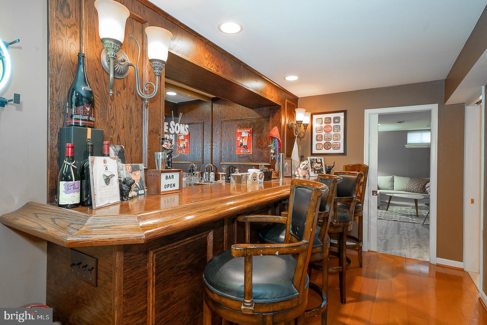 OLD MILL POINTE - Residential