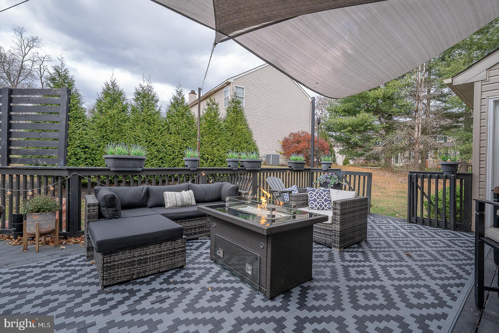 OLD MILL POINTE - Residential