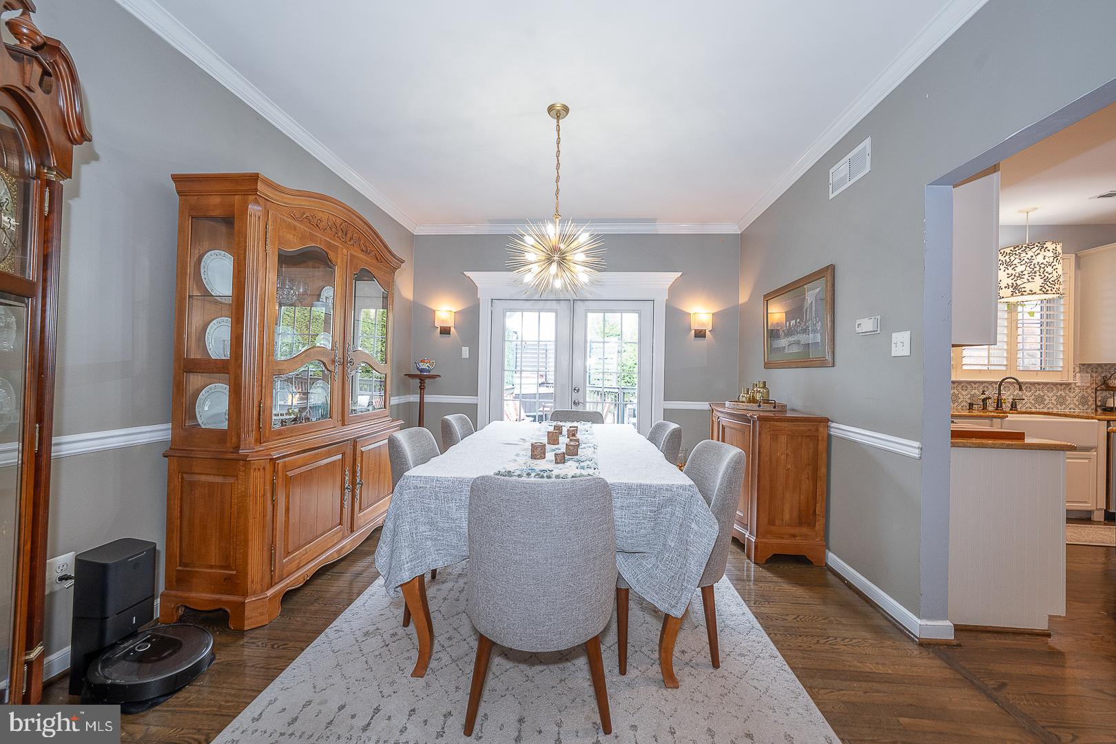 OLD MILL POINTE - Residential