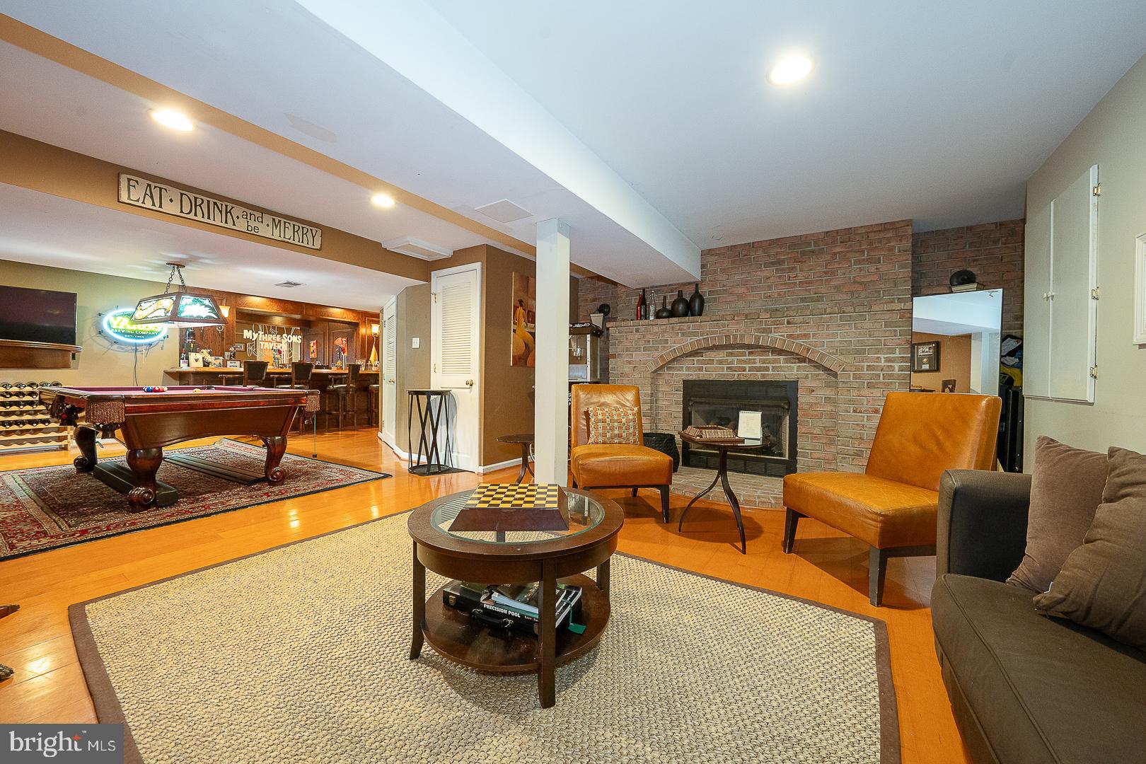 OLD MILL POINTE - Residential