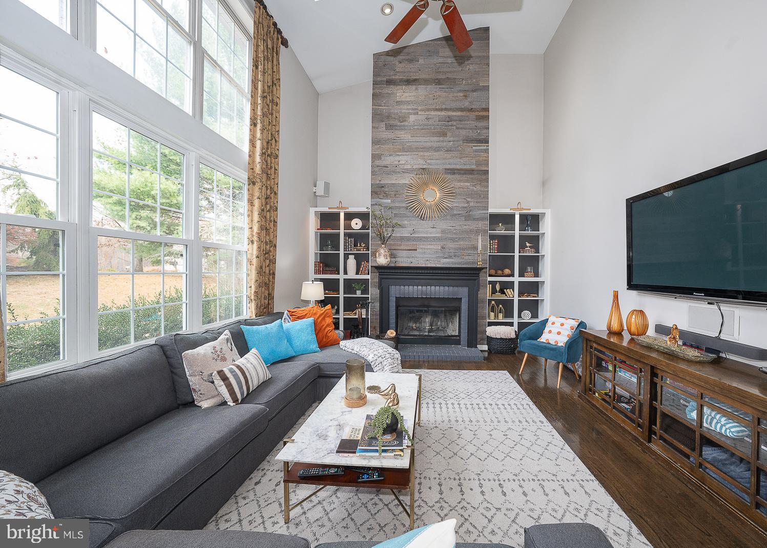 OLD MILL POINTE - Residential