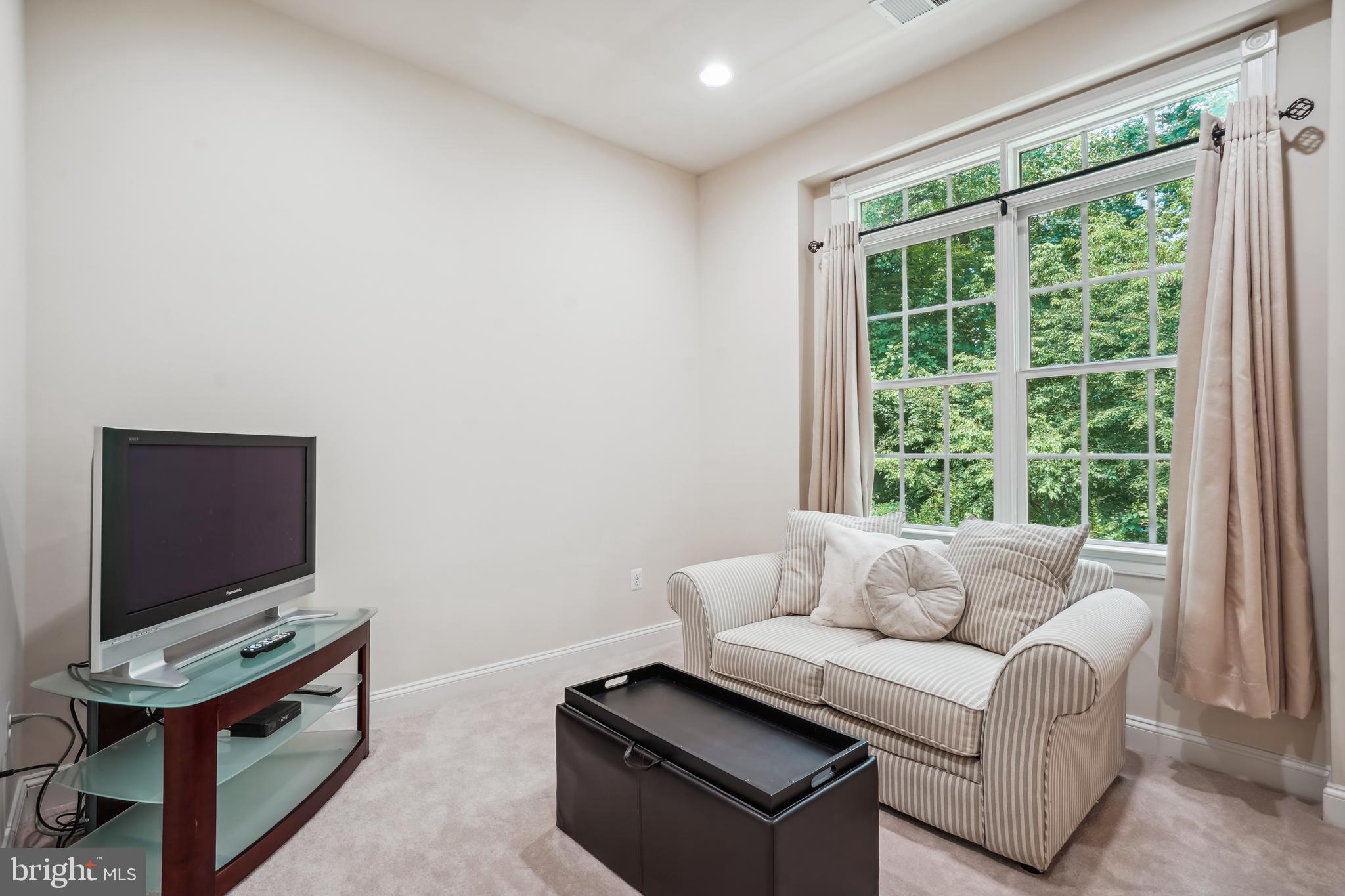 PICKETT'S RESERVE - Residential