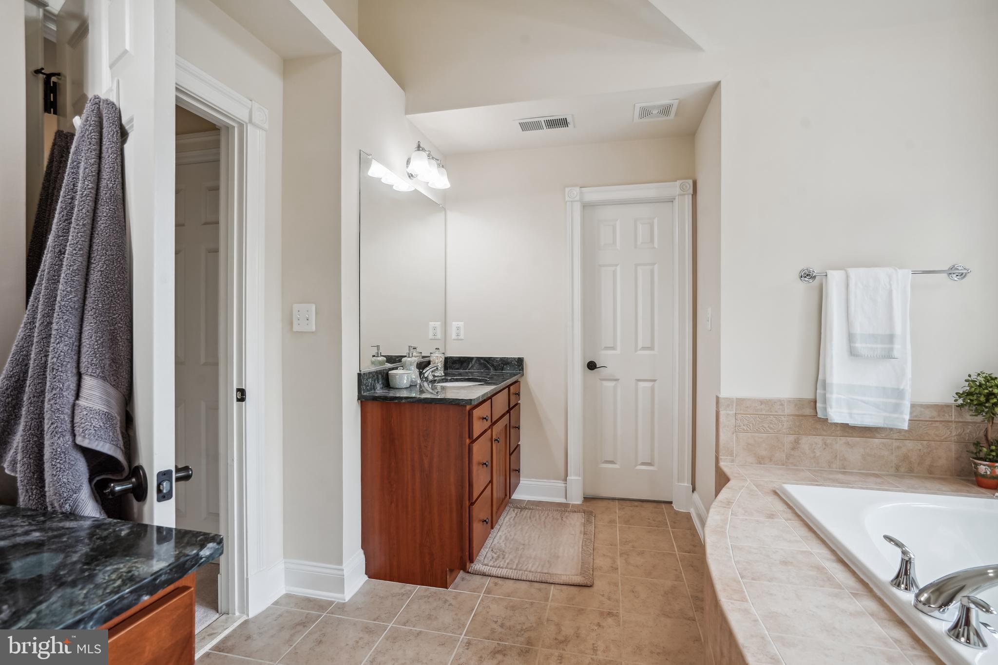 PICKETT'S RESERVE - Residential