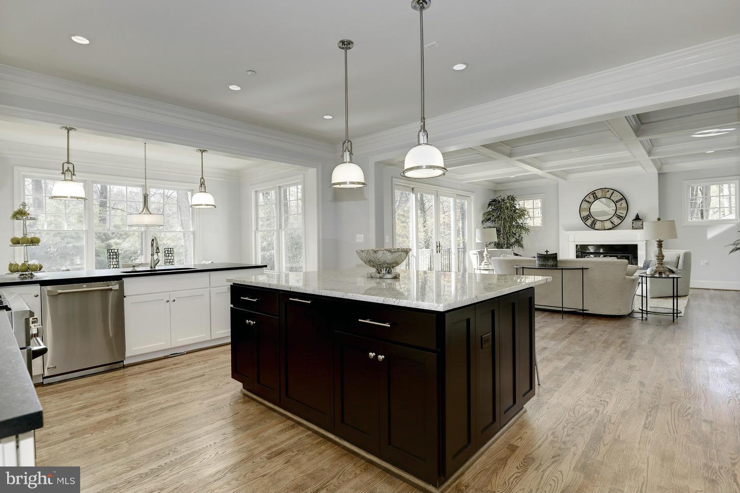 BURNING TREE MANOR - Residential