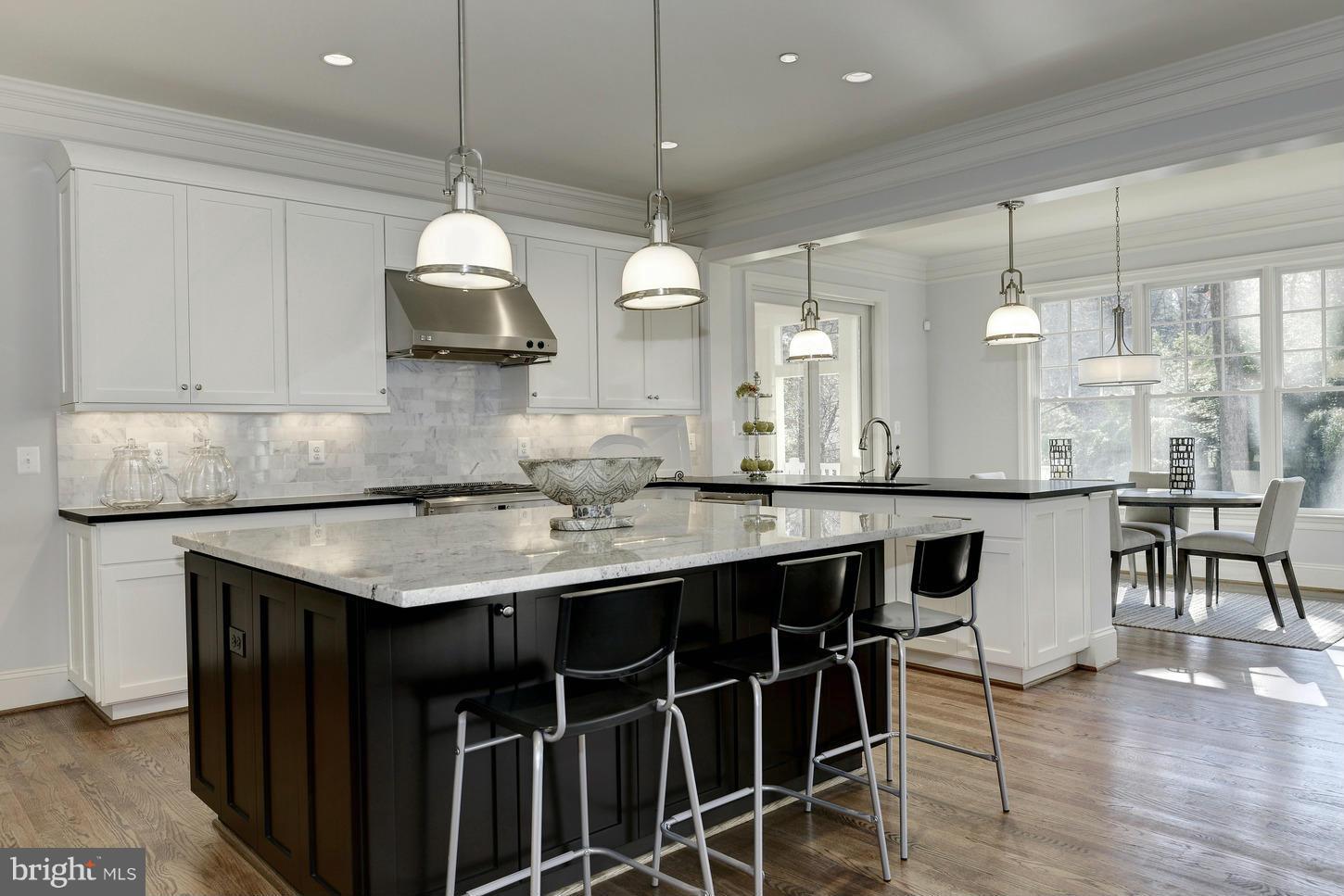 BURNING TREE MANOR - Residential