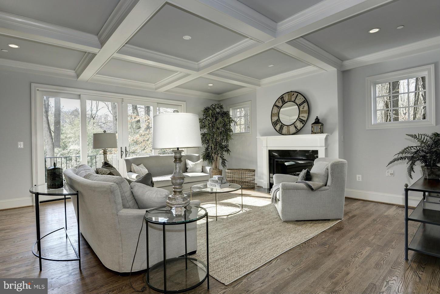 BURNING TREE MANOR - Residential