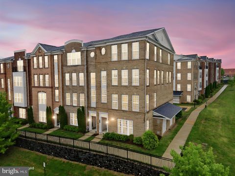 Photo of 20718 Erskine Terrace, ASHBURN, VA 20147 (MLS # VALO2123740)
