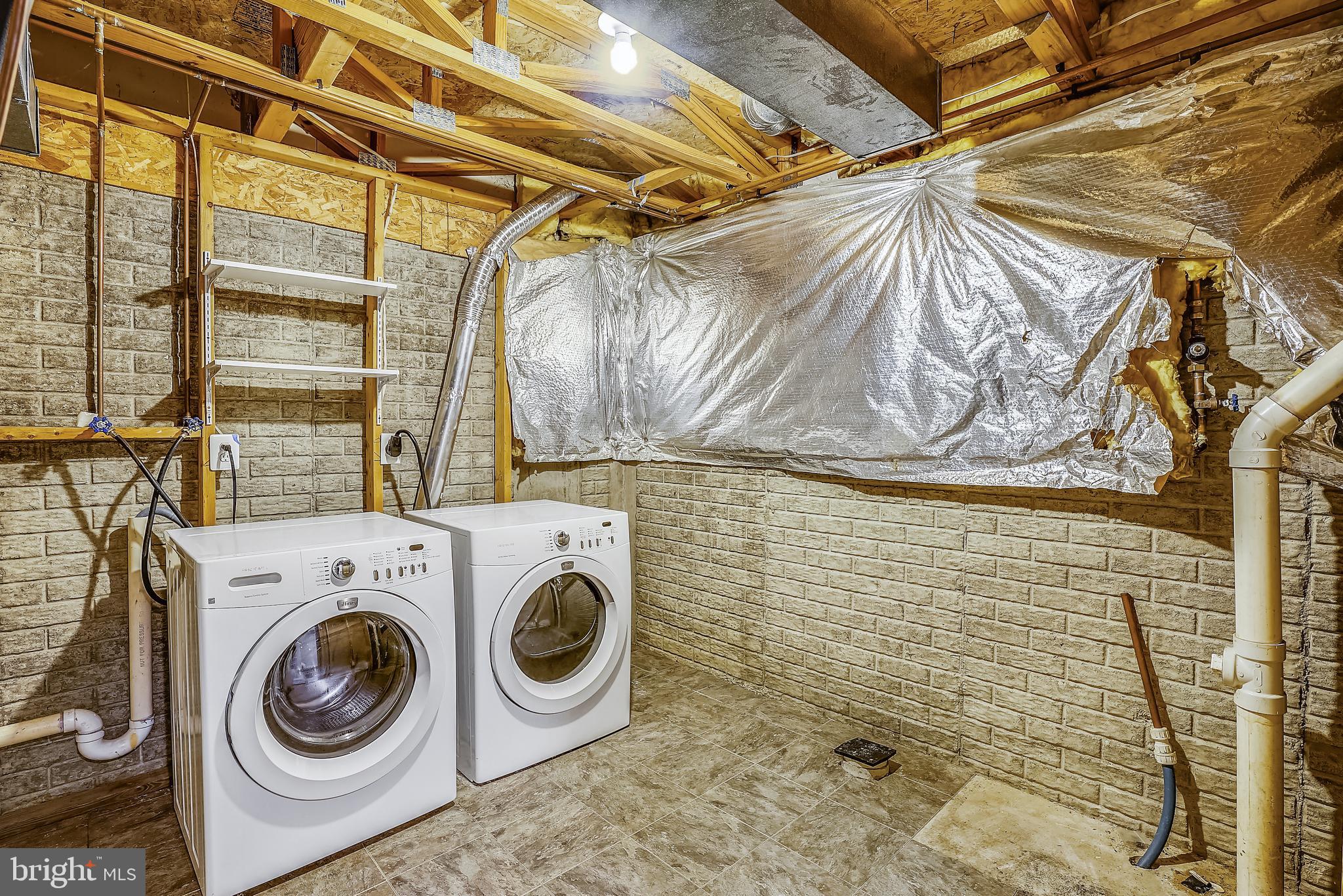 STONE RIVER - Residential