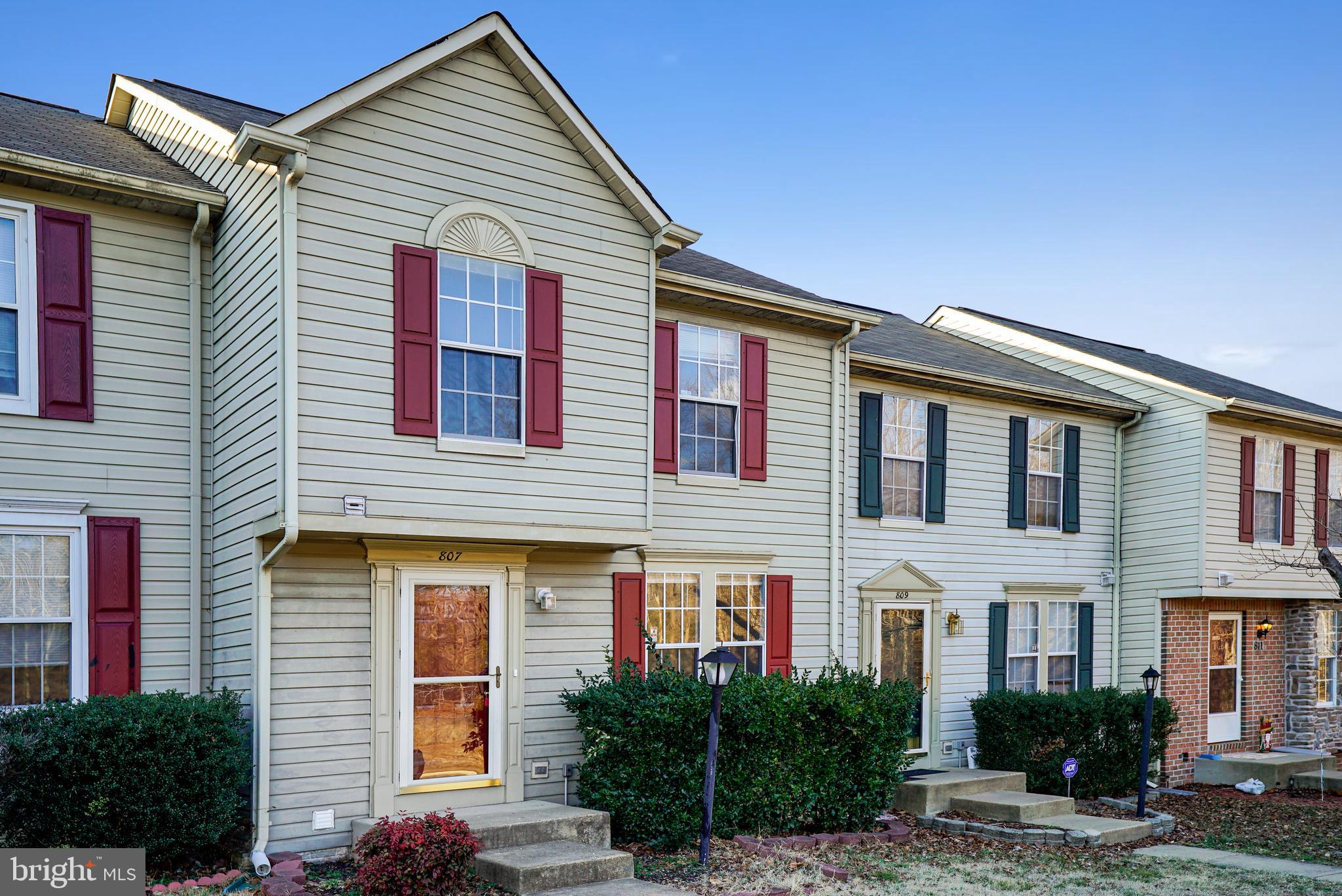 STONE RIVER - Residential