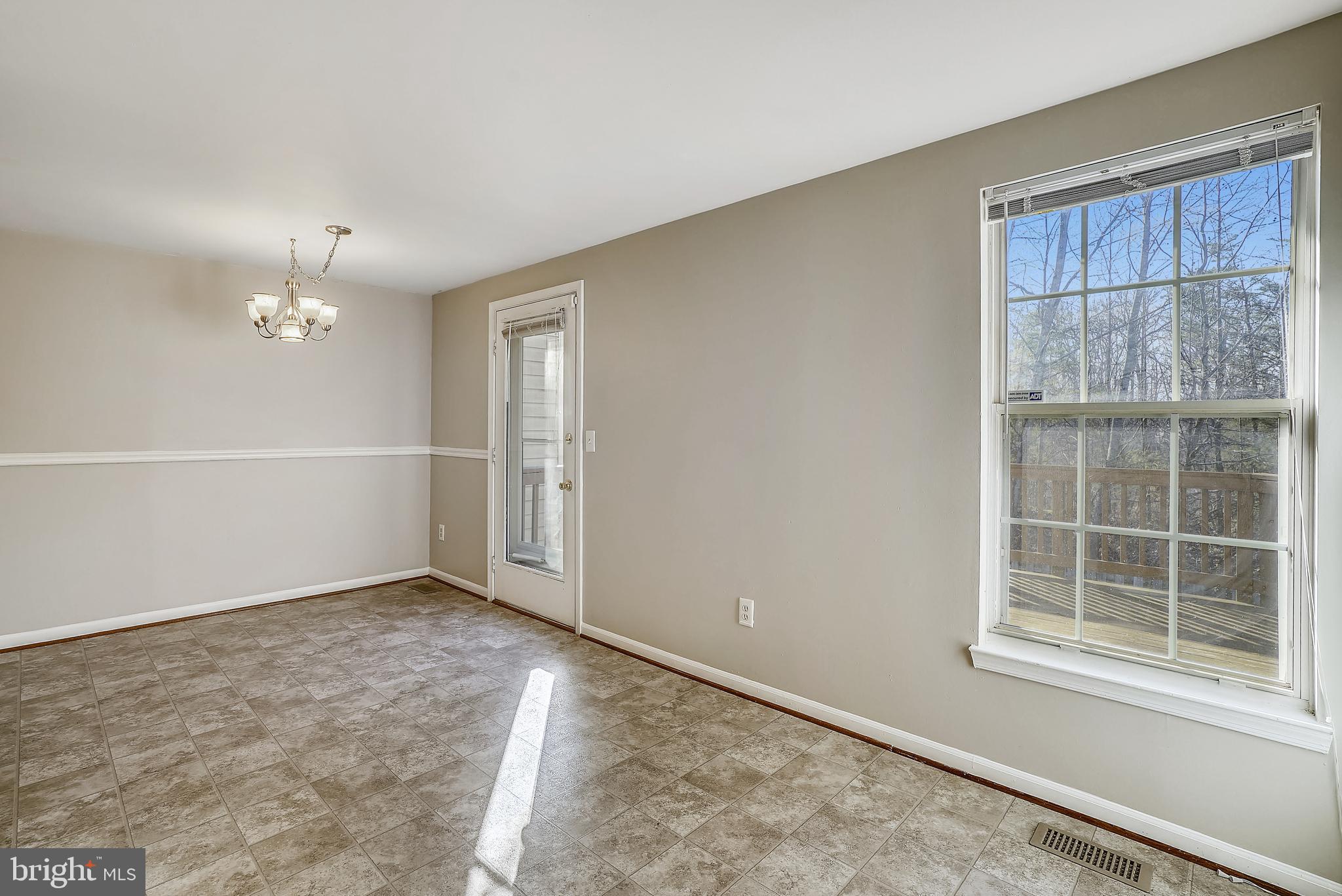 STONE RIVER - Residential