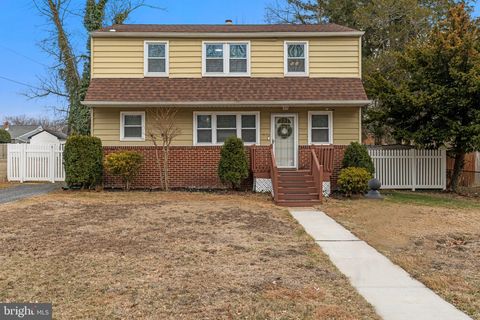255 W MAPLE AVENUE LINDENWOLD NJ 08021