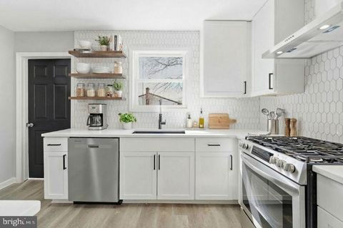 Homes For Sale - 15924 Dusty Lane<br/> ACCOKEEK, MD 20607